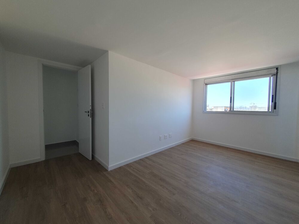 Apartamento à venda com 3 quartos, 82m² - Foto 3