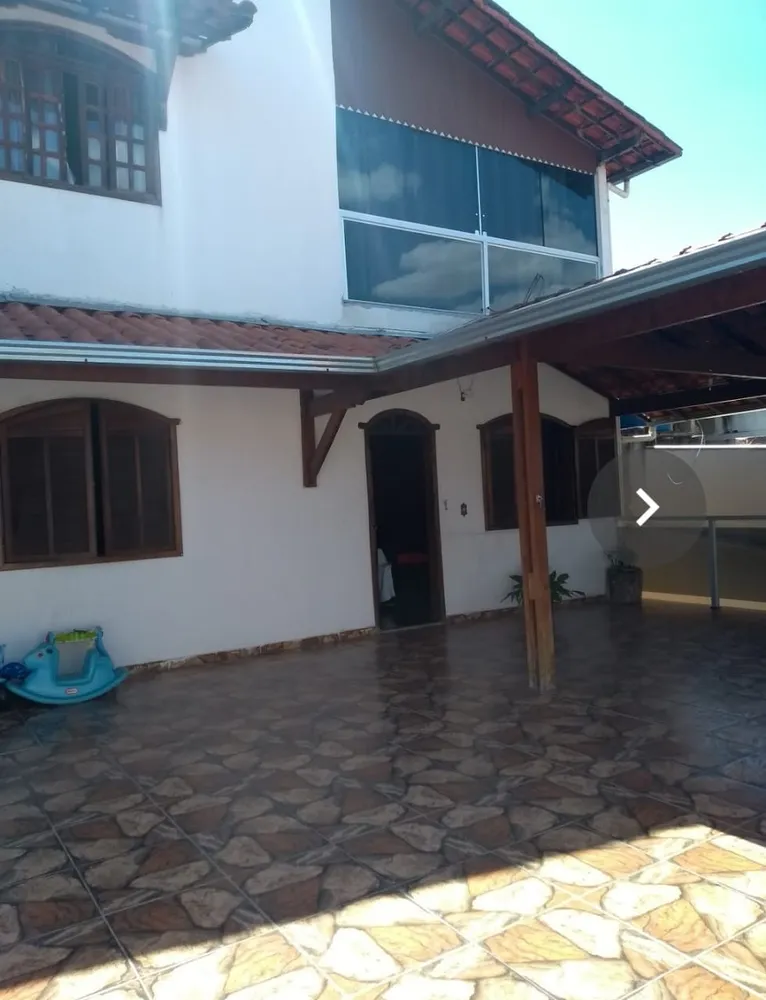 Casa, 4 quartos, 338 m² - Foto 1