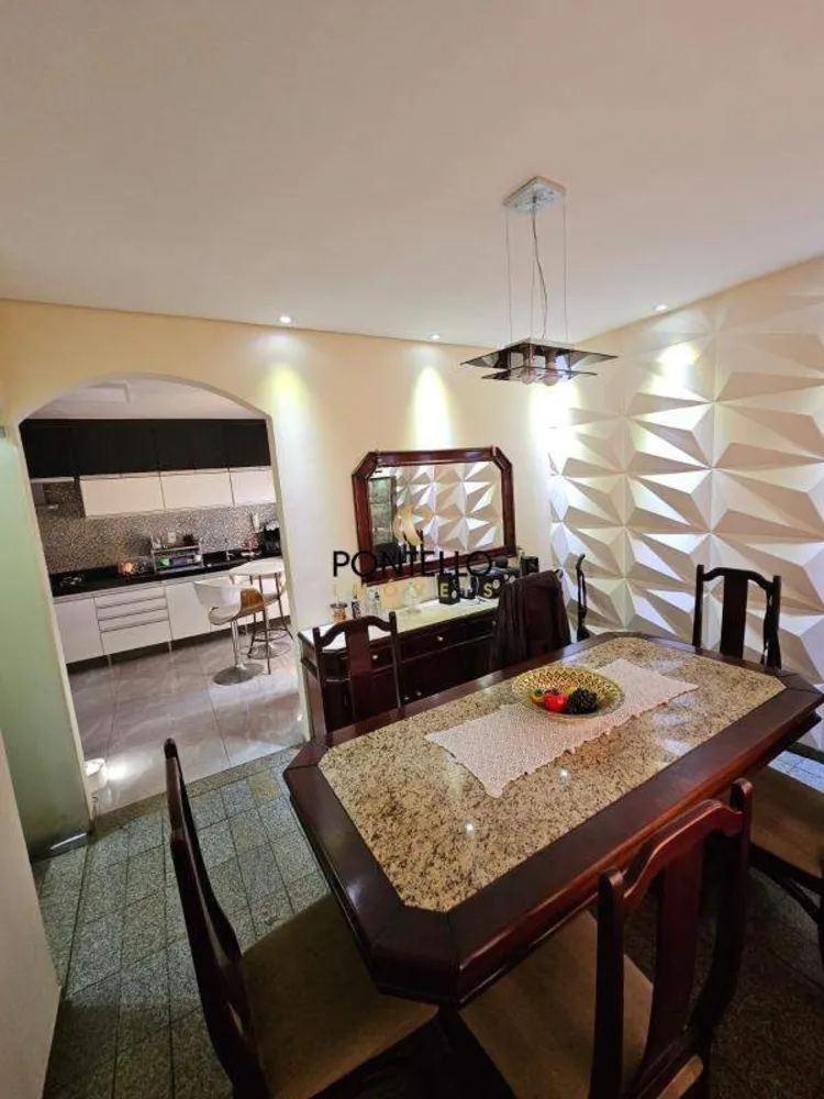 Casa, 4 quartos, 227 m² - Foto 4