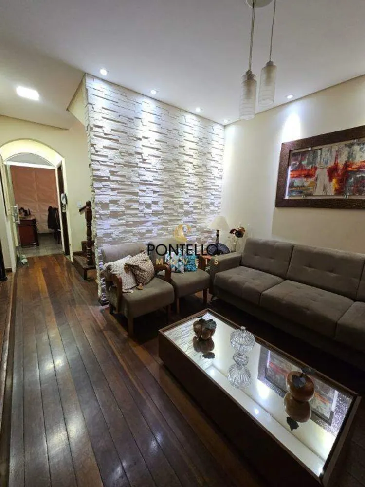 Casa, 4 quartos, 227 m² - Foto 2
