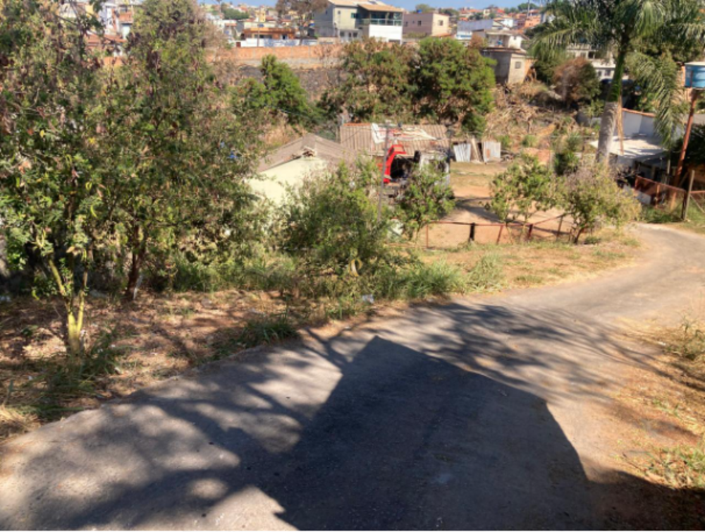 Terreno à venda, 2400m² - Foto 1