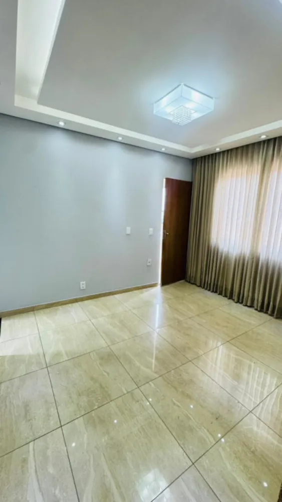 Apartamento, 3 quartos, 240 m² - Foto 2