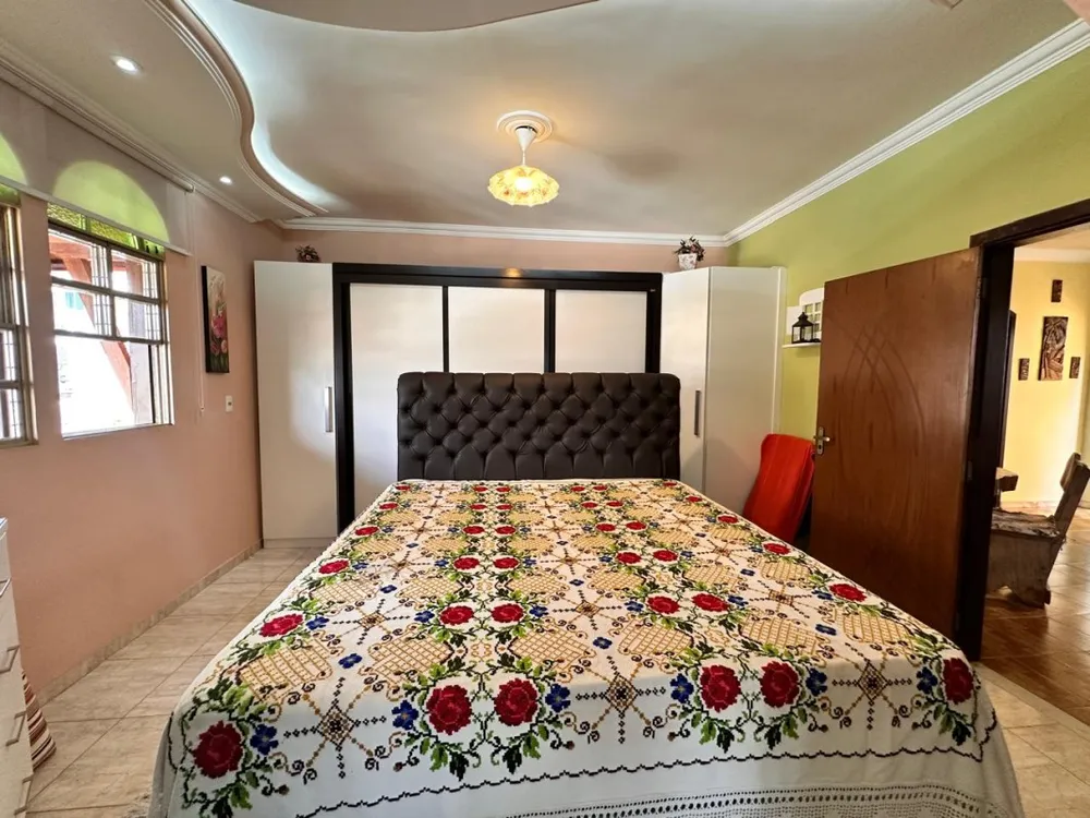Casa, 3 quartos, 210 m² - Foto 5