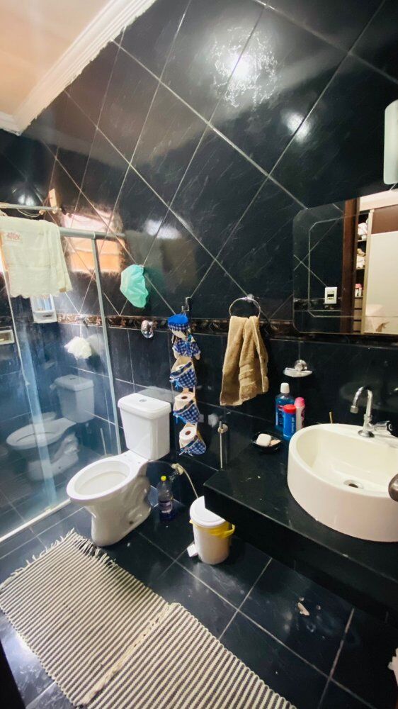 Casa à venda com 6 quartos, 306m² - Foto 3