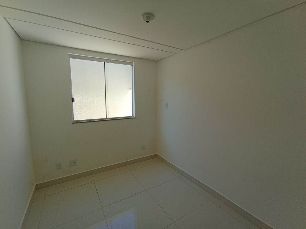 Apartamento à venda com 2 quartos, 44m² - Foto 2