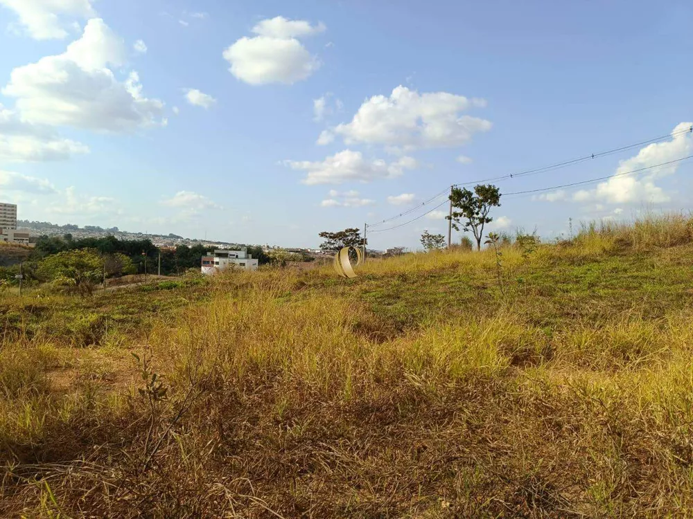 Terreno à venda, 1000m² - Foto 2