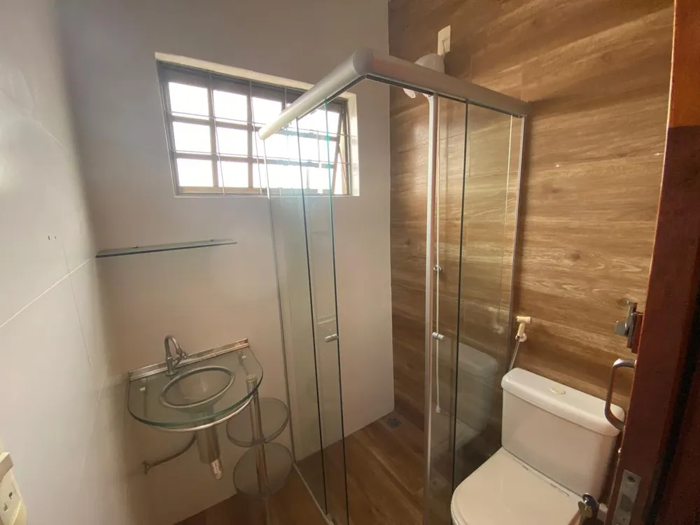 Casa, 3 quartos, 207 m² - Foto 2