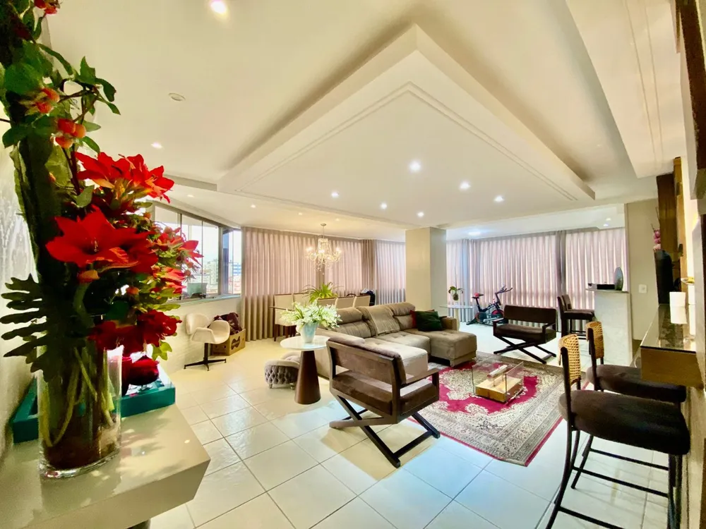 Apartamento, 3 quartos, 158 m² - Foto 1