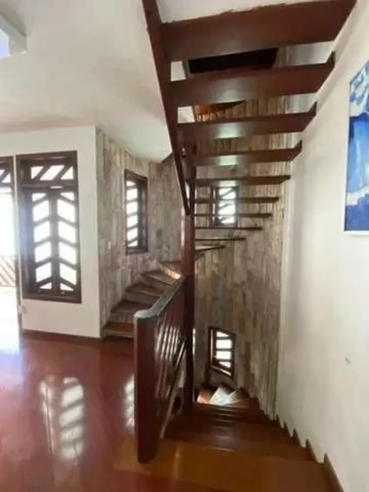 Casa, 5 quartos, 343 m² - Foto 1