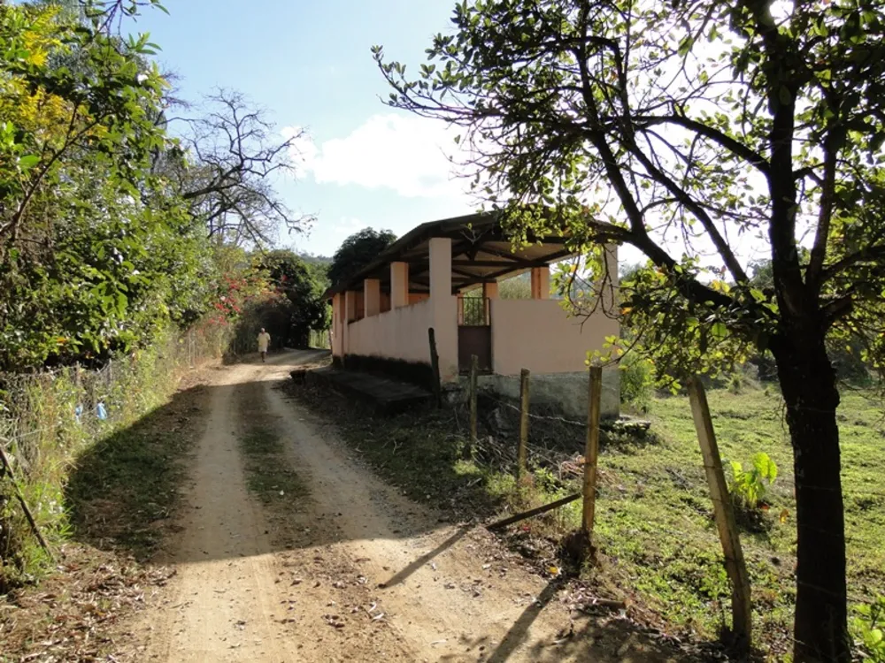 Sítio, 3 quartos, 3000 m² - Foto 1