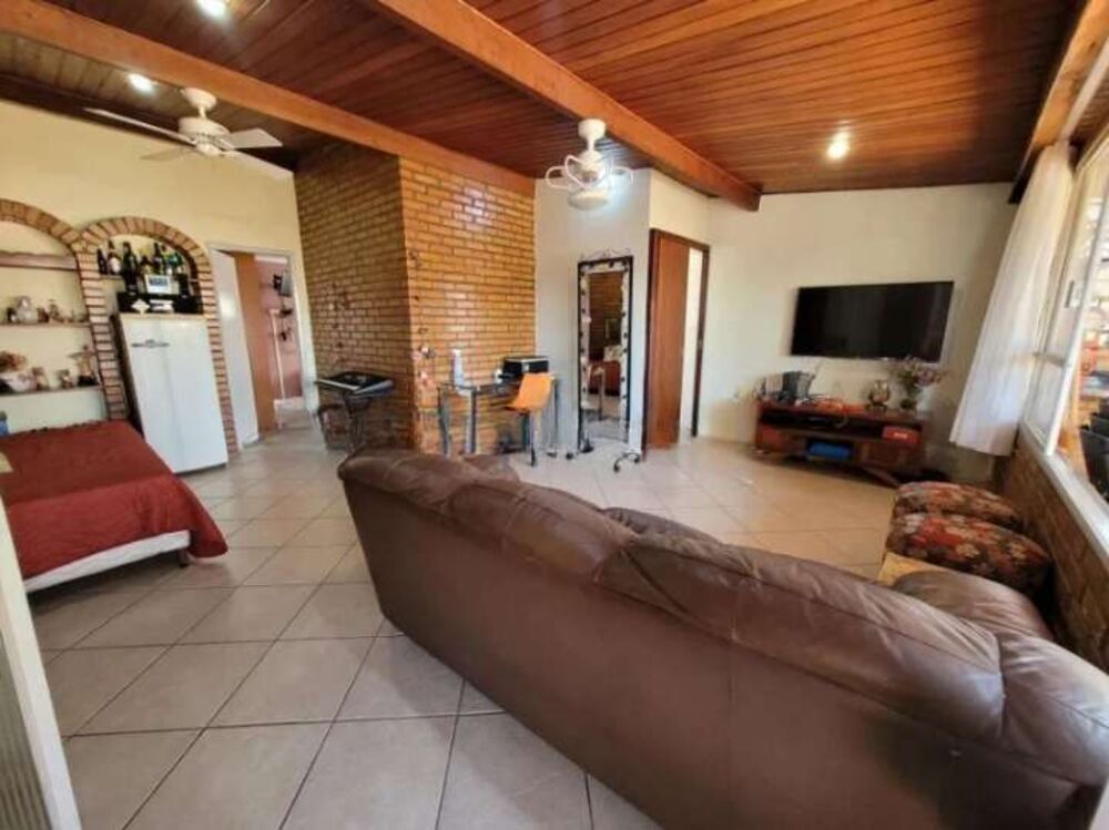 Cobertura à venda com 4 quartos, 180m² - Foto 1