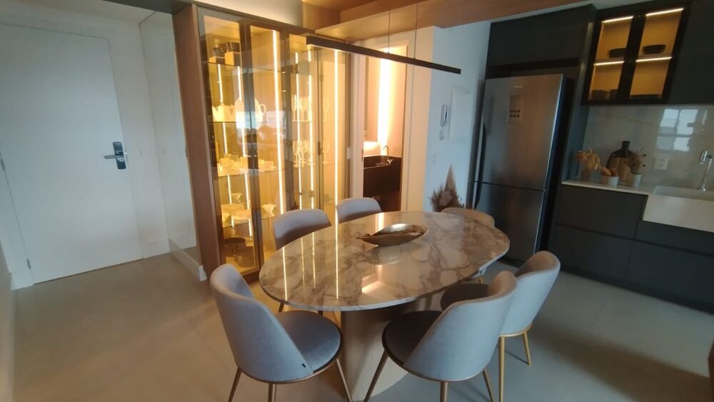 Apartamento à venda com 2 quartos, 78m² - Foto 4