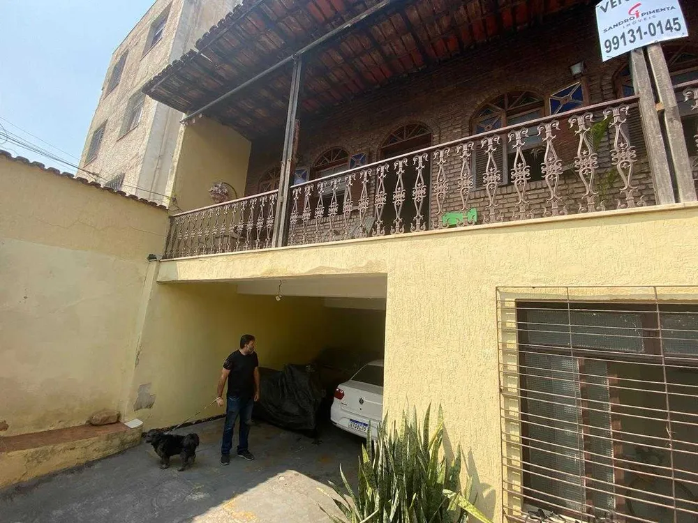 Casa, 3 quartos, 230 m² - Foto 2