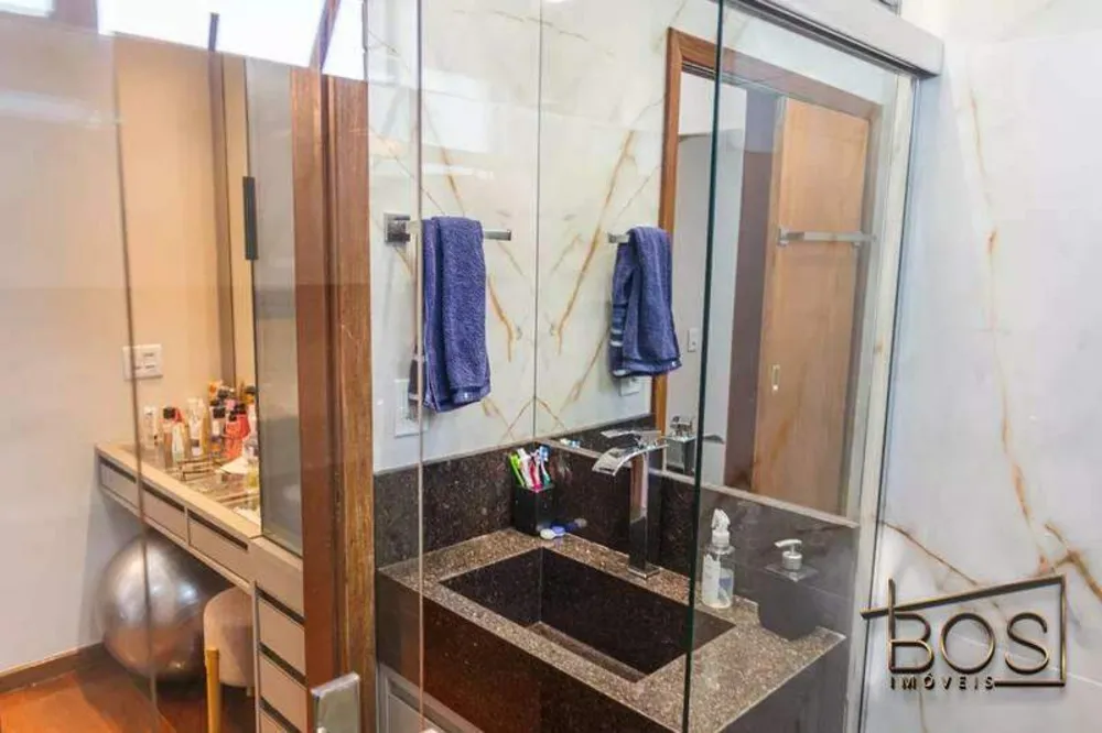 Cobertura, 3 quartos, 252 m² - Foto 13