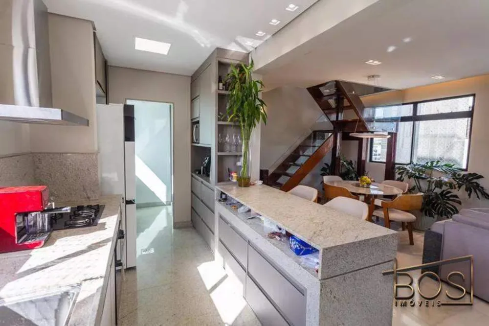 Cobertura, 3 quartos, 252 m² - Foto 8