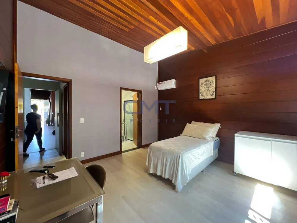 Casa, 4 quartos, 330 m² - Foto 11