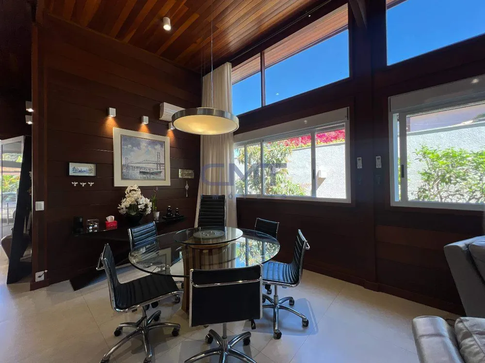 Casa, 4 quartos, 330 m² - Foto 3