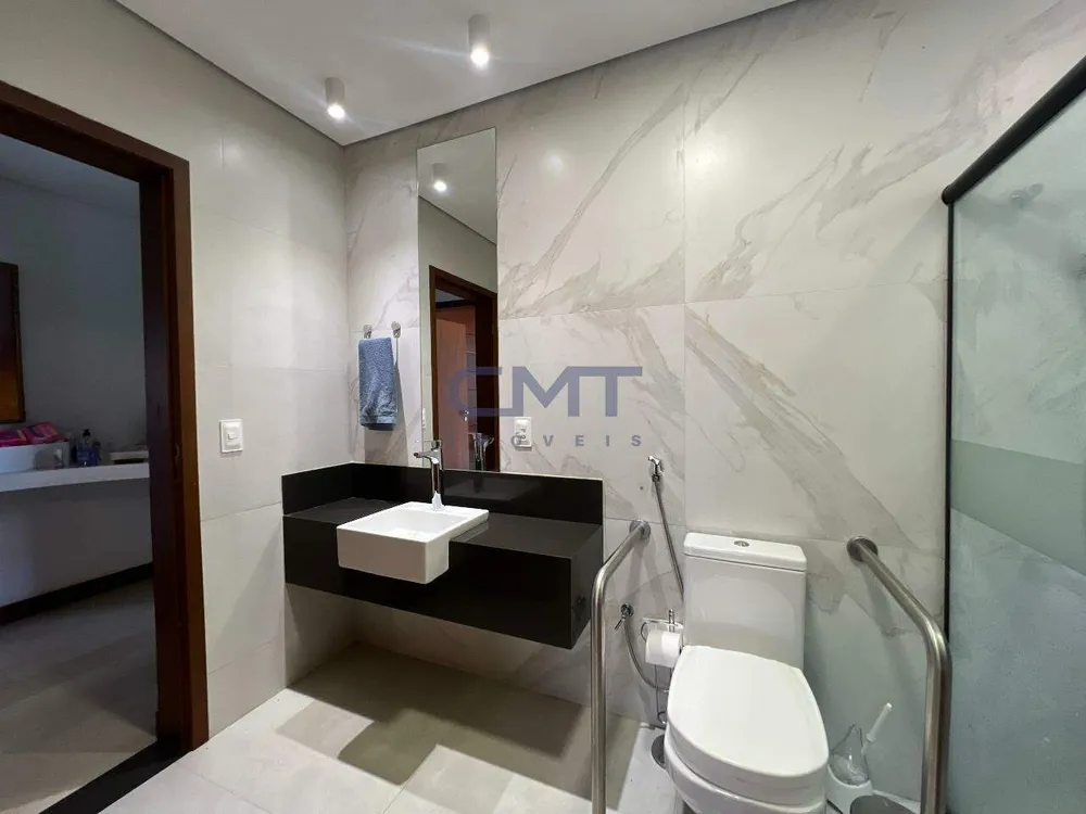 Casa, 4 quartos, 330 m² - Foto 13