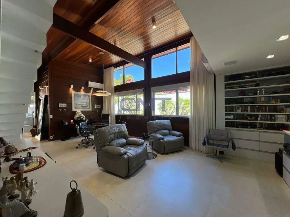 Casa, 4 quartos, 330 m² - Foto 4
