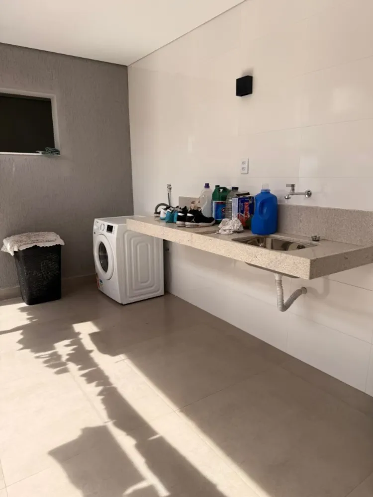 Casa, 4 quartos, 230 m² - Foto 9
