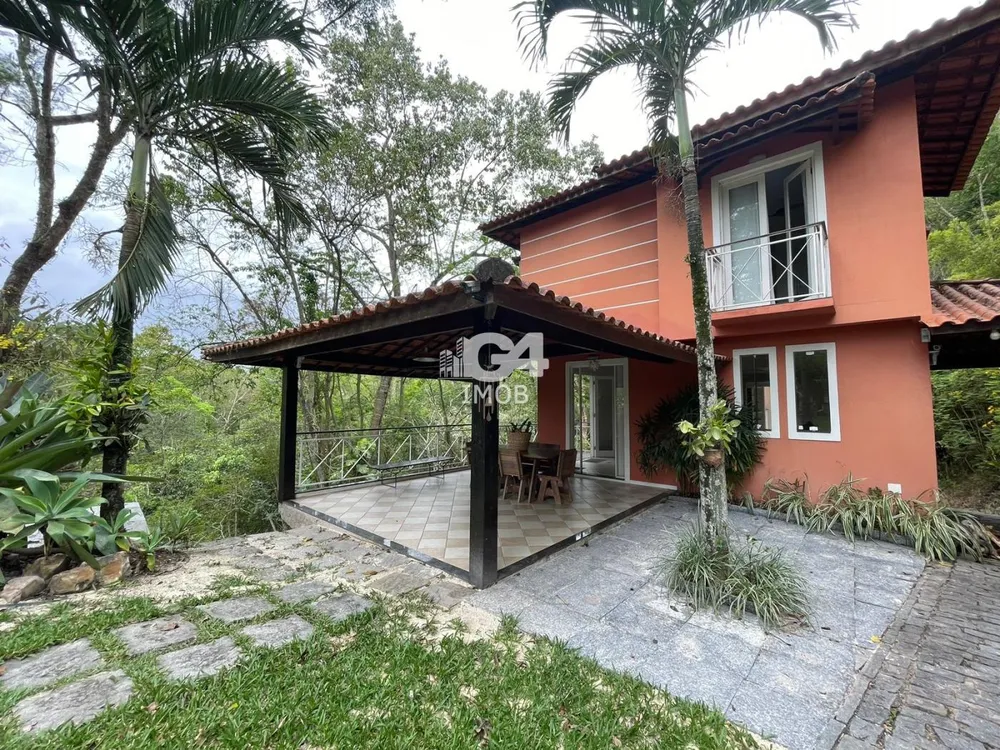 Casa, 3 quartos, 1830 m² - Foto 1