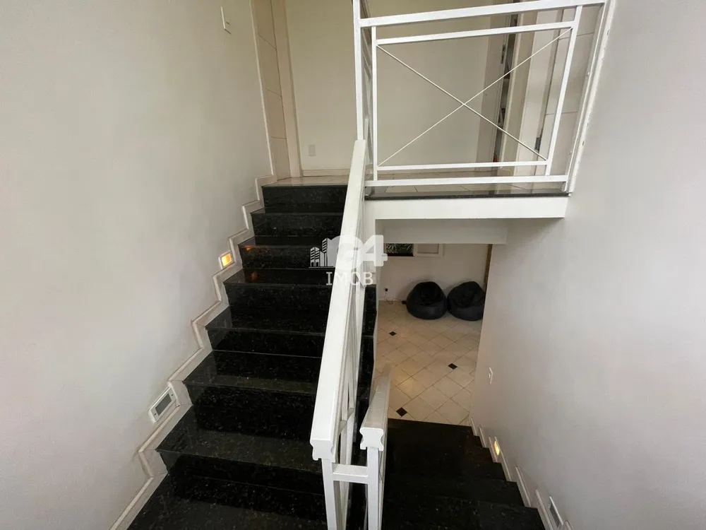 Casa, 3 quartos, 1830 m² - Foto 18