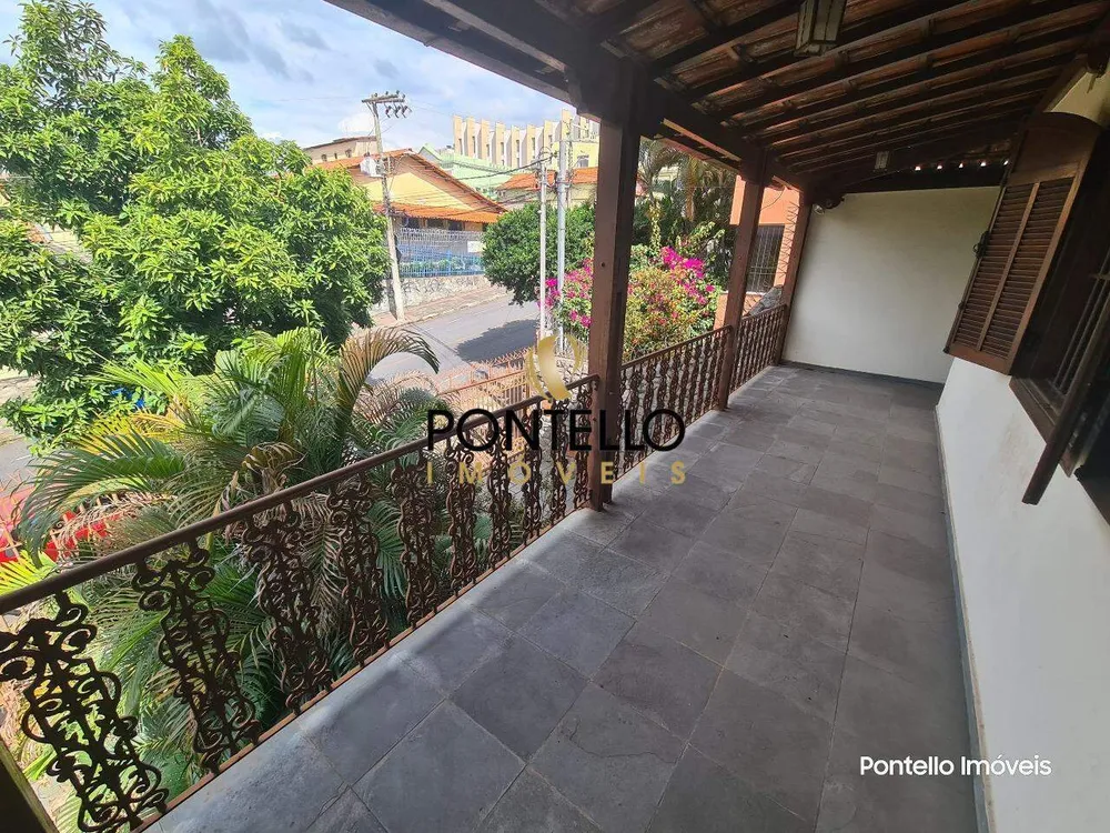 Casa, 9 quartos, 370 m² - Foto 1