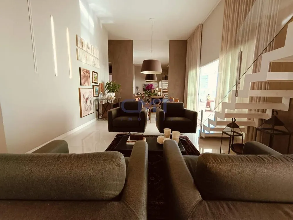 Apartamento, 4 quartos, 230 m² - Foto 1