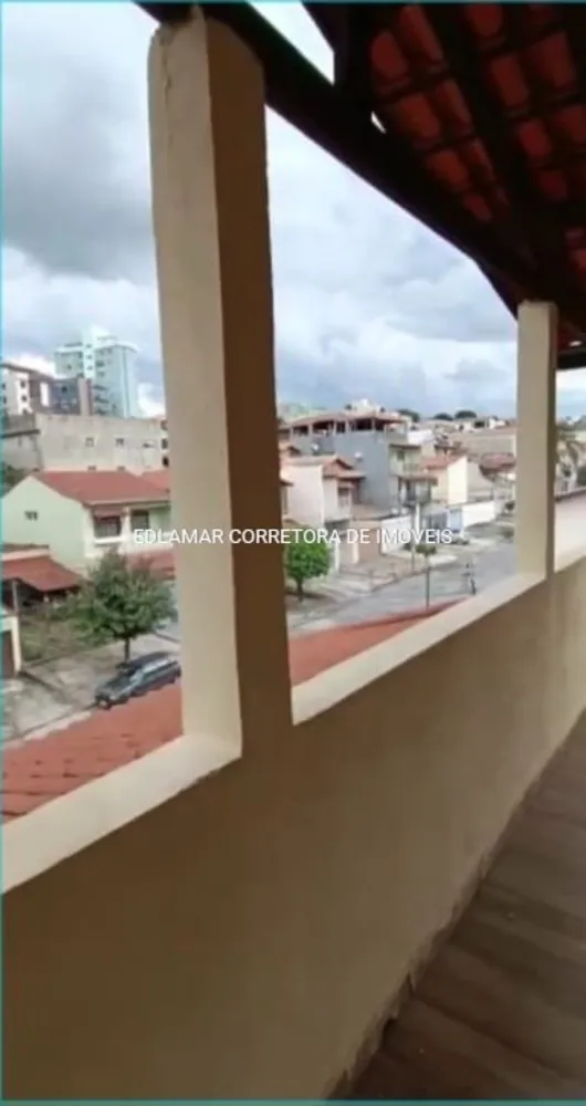 Casa, 3 quartos, 220 m² - Foto 3