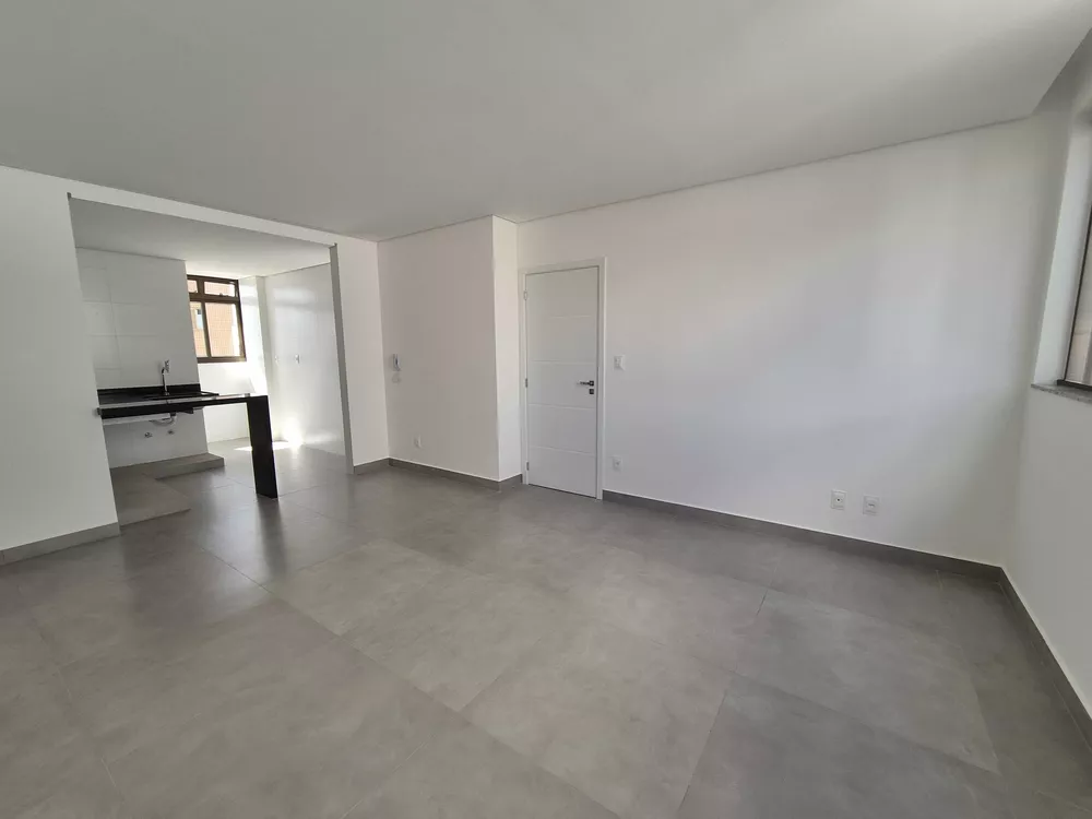 Apartamento à venda com 4 quartos, 110m² - Foto 1