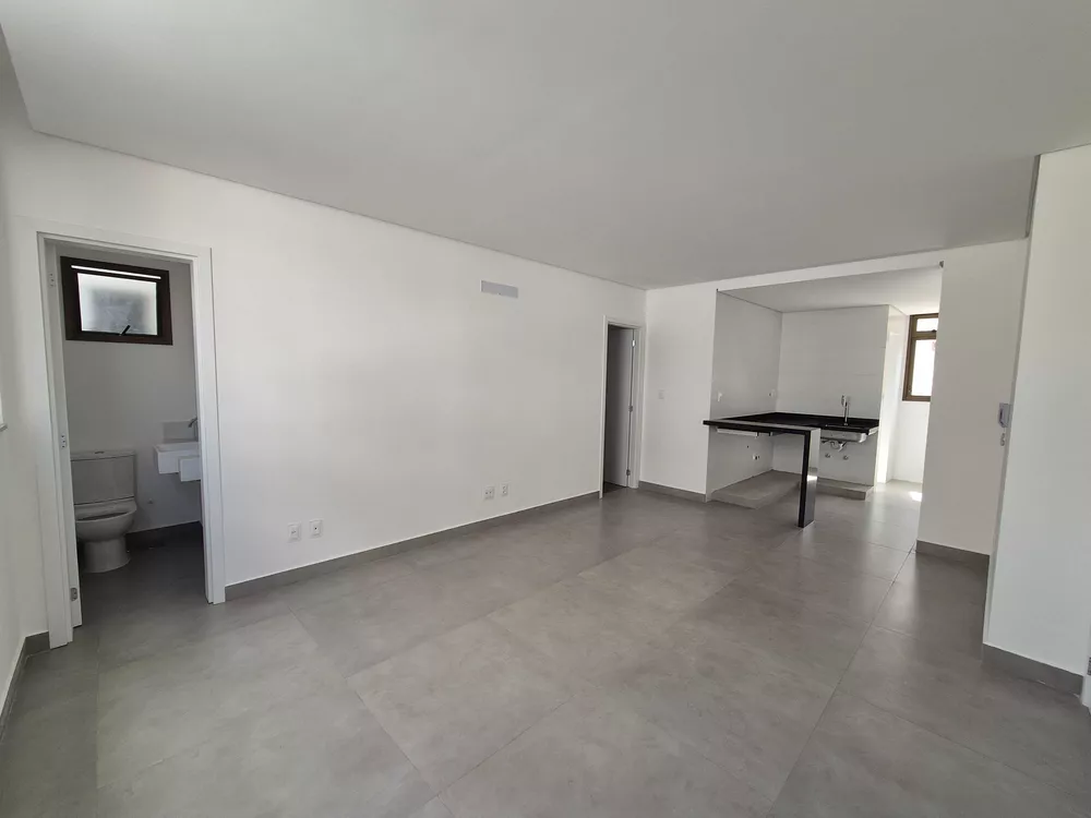 Apartamento à venda com 4 quartos, 110m² - Foto 2