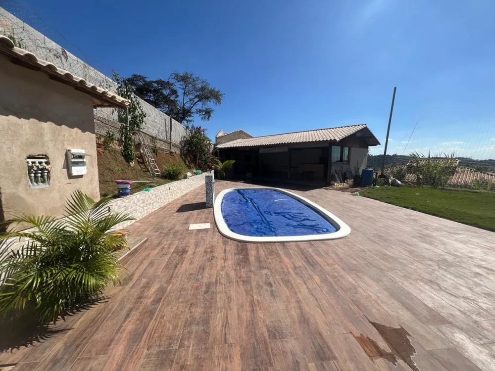 Sítio, 3 quartos, 1200 m² - Foto 1