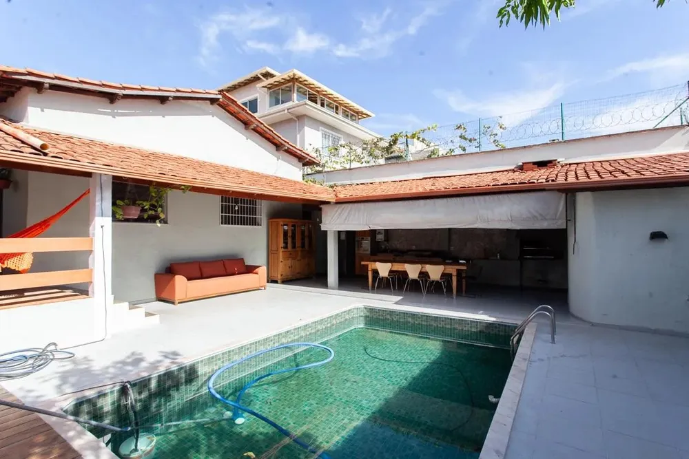 Casa, 4 quartos, 360 m² - Foto 1