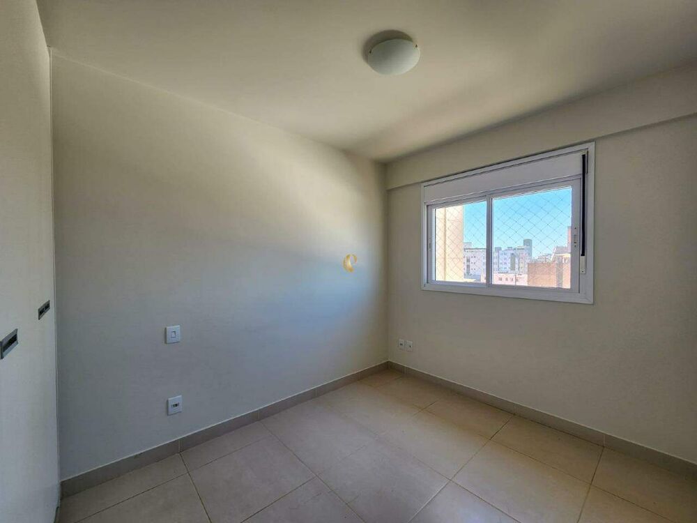 Apartamento à venda com 3 quartos, 73m² - Foto 2