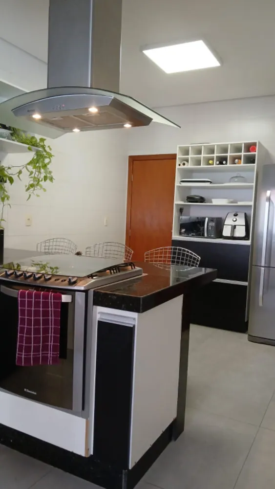 Casa, 3 quartos, 205 m² - Foto 10