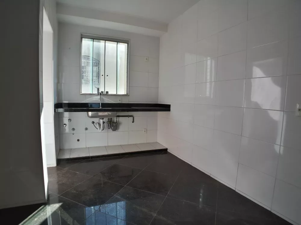 Apartamento à venda com 4 quartos, 154m² - Foto 3