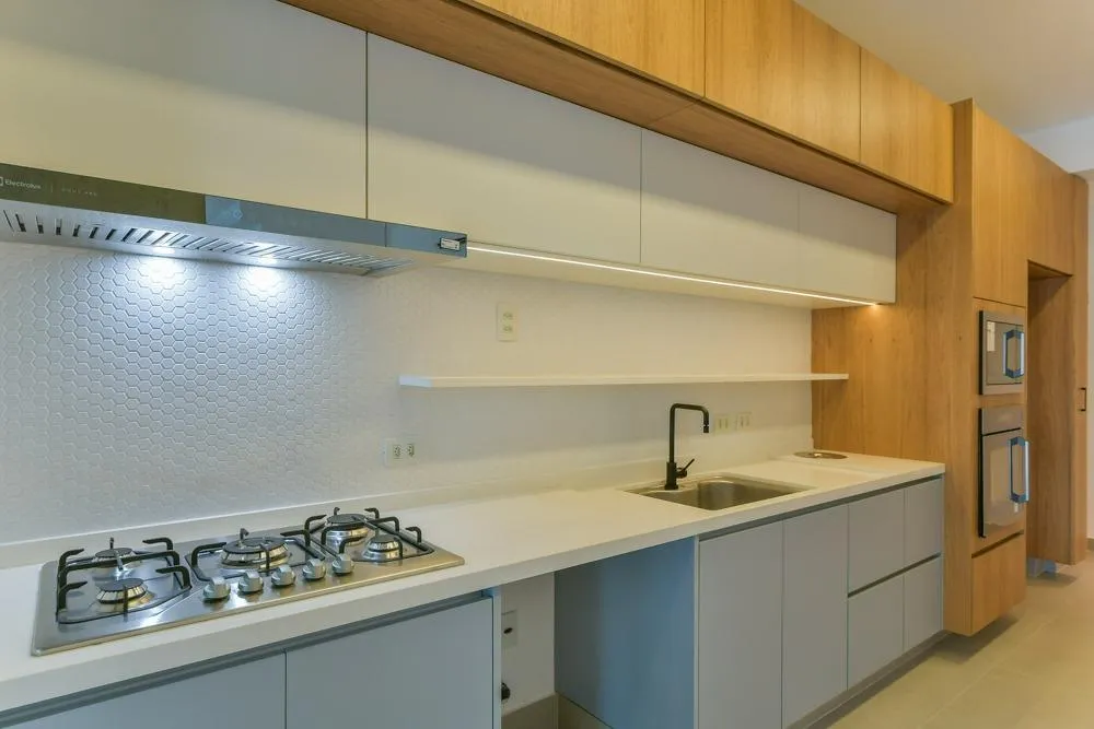 Apartamento, 3 quartos, 196 m² - Foto 2