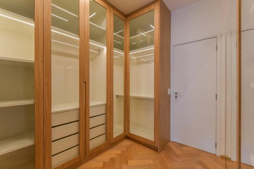 Apartamento, 3 quartos, 196 m² - Foto 1