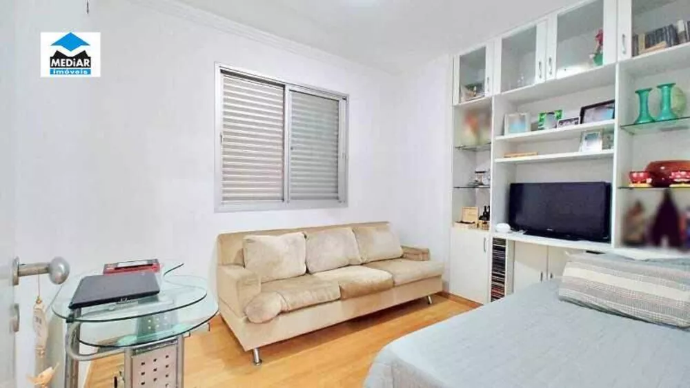 Apartamento à venda com 4 quartos, 155m² - Foto 11