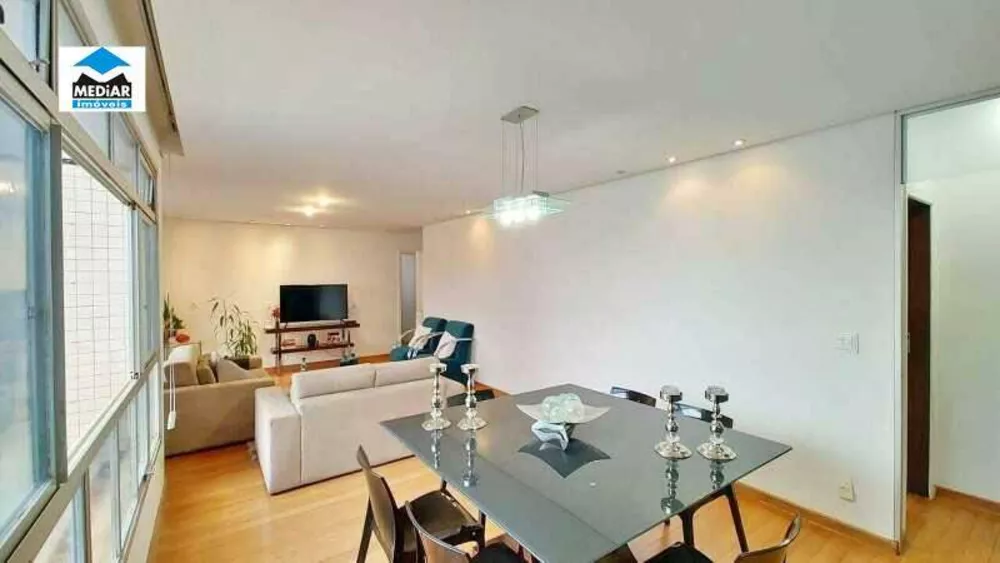 Apartamento à venda com 4 quartos, 155m² - Foto 4