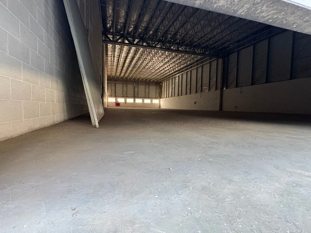 Loja-Salão, 830 m² - Foto 1