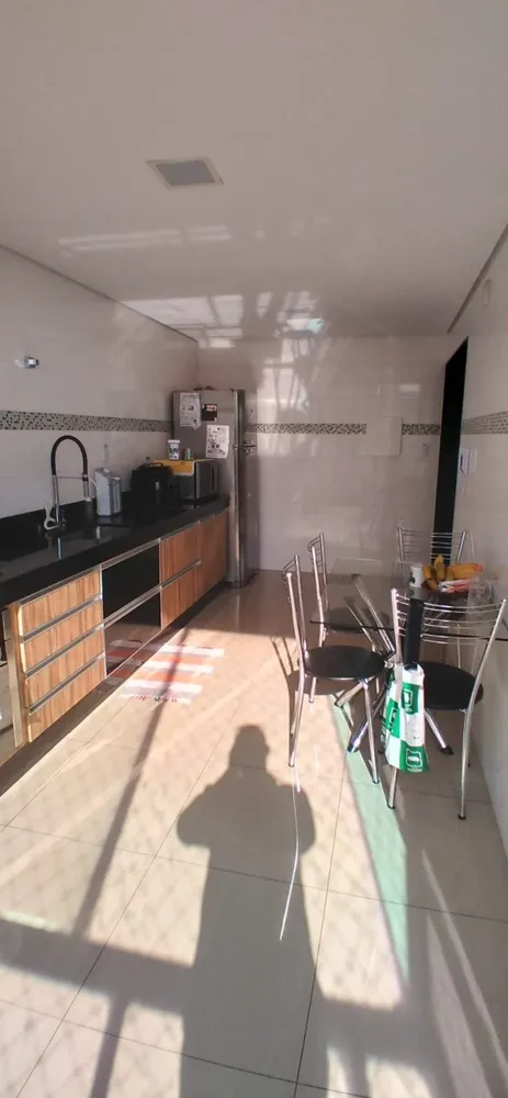 Cobertura, 4 quartos, 235 m² - Foto 10