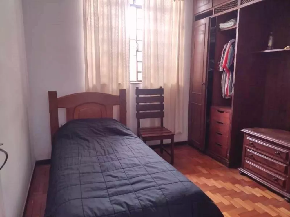 Casa à venda com 3 quartos, 300m² - Foto 17