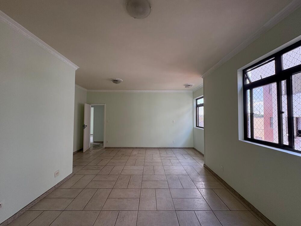 Apartamento à venda com 4 quartos, 108m² - Foto 1