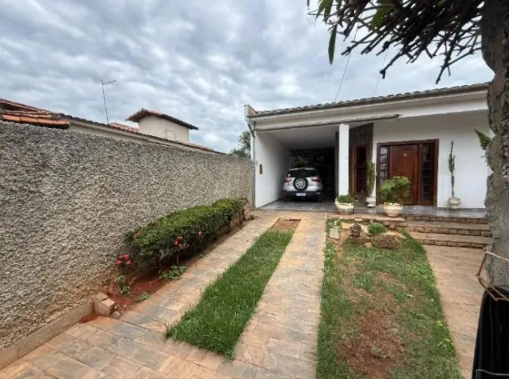 Casa, 3 quartos, 260 m² - Foto 1