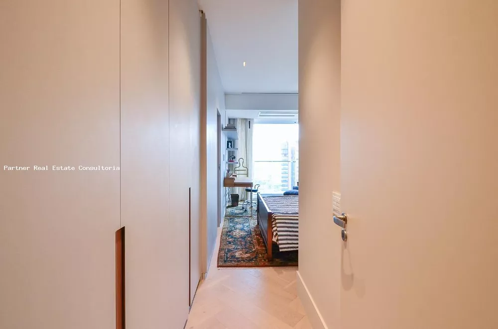 Apartamento à venda com 3 quartos, 332m² - Foto 21