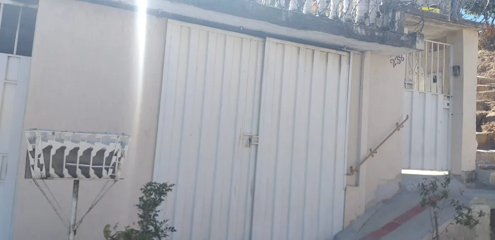 Casa, 3 quartos, 200 m² - Foto 2