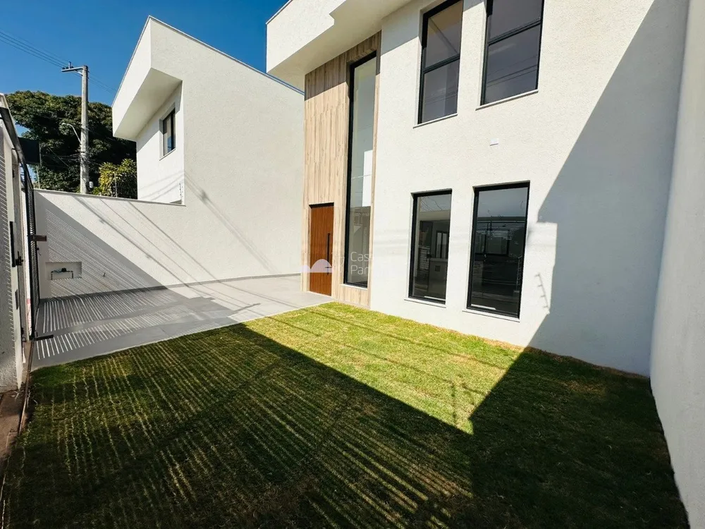 Casa, 3 quartos, 209 m² - Foto 2