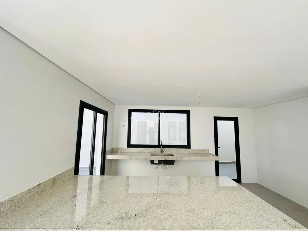 Casa, 3 quartos, 209 m² - Foto 10