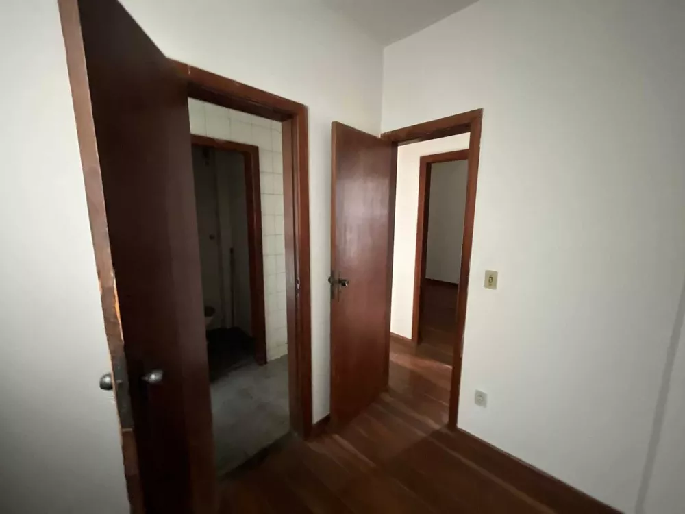 Apartamento para alugar com 3 quartos, 93m² - Foto 4